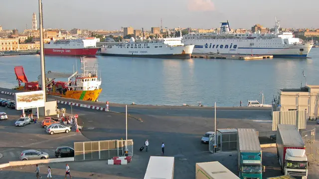 Porto di Bari, lunedì sit-in contro il dumping